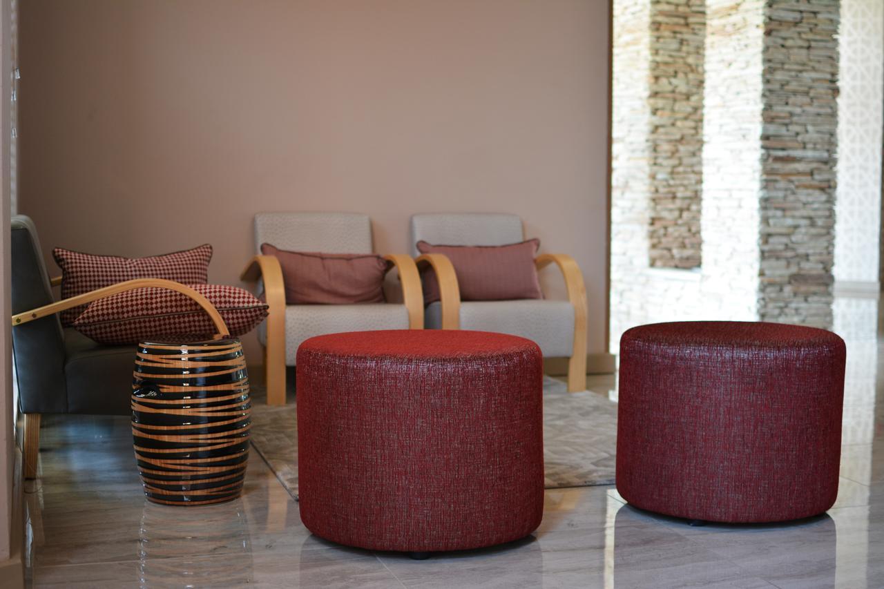 Regal Inn Hotel Midrand Exterior foto